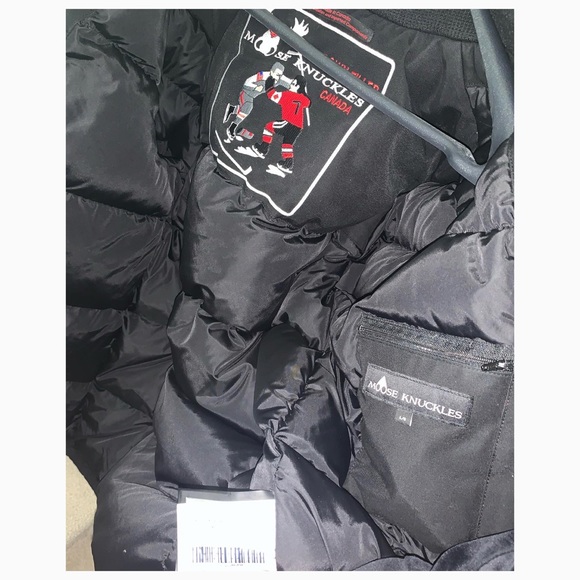 Moose Knuckle - Picture 4 of 4